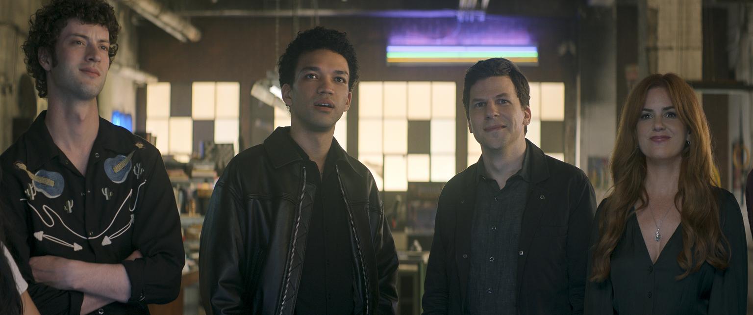 Rosamund Pike vào vai phản diện trong Phi Vụ Thế Kỷ: Thoắt Ẩn Thoắt Hiện