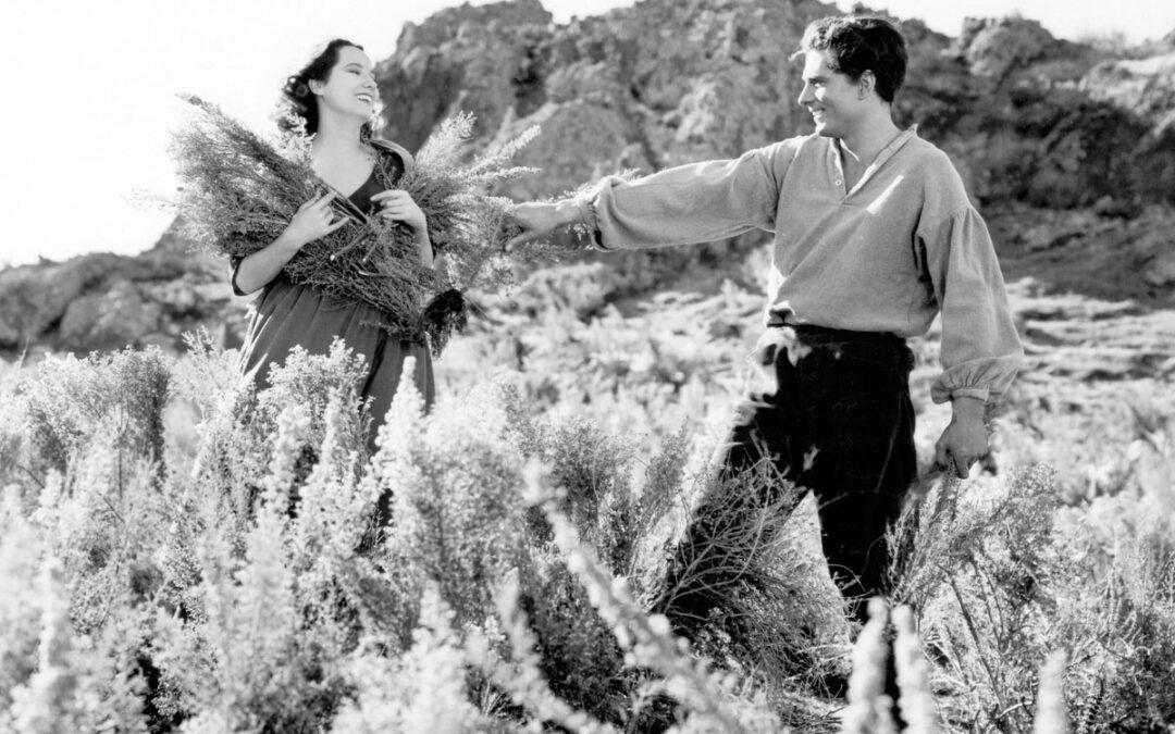 Margot Robbie và Jacob Elordi